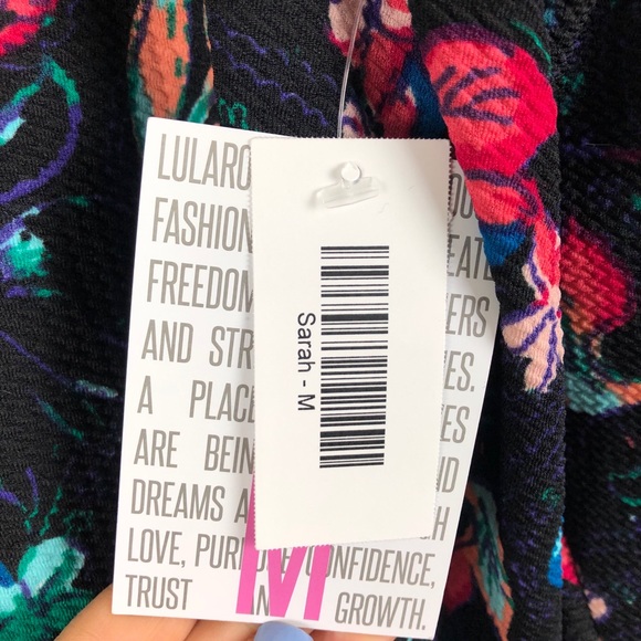 LuLaRoe Sarah Cardigan Duster Black and Fl… - Picture 5 of 8